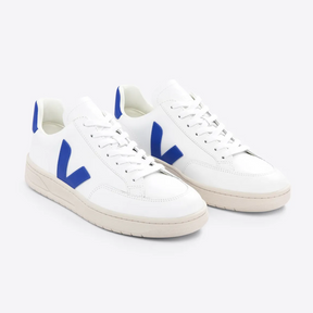 Compre 1 Leve 2 Pares V-12 White Paros e V-12 White Cyprus