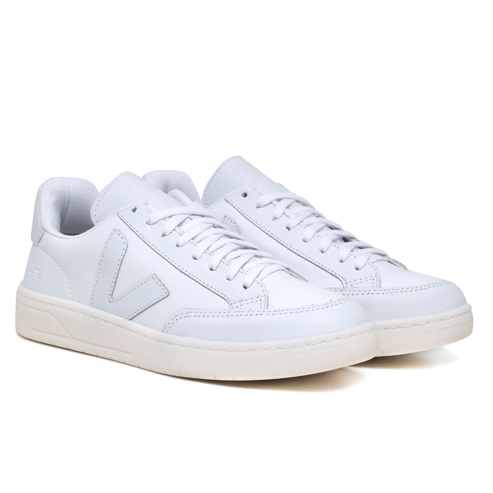 Compre 1 Leve 2 Pares V-12 Extra White e V-12 Black White