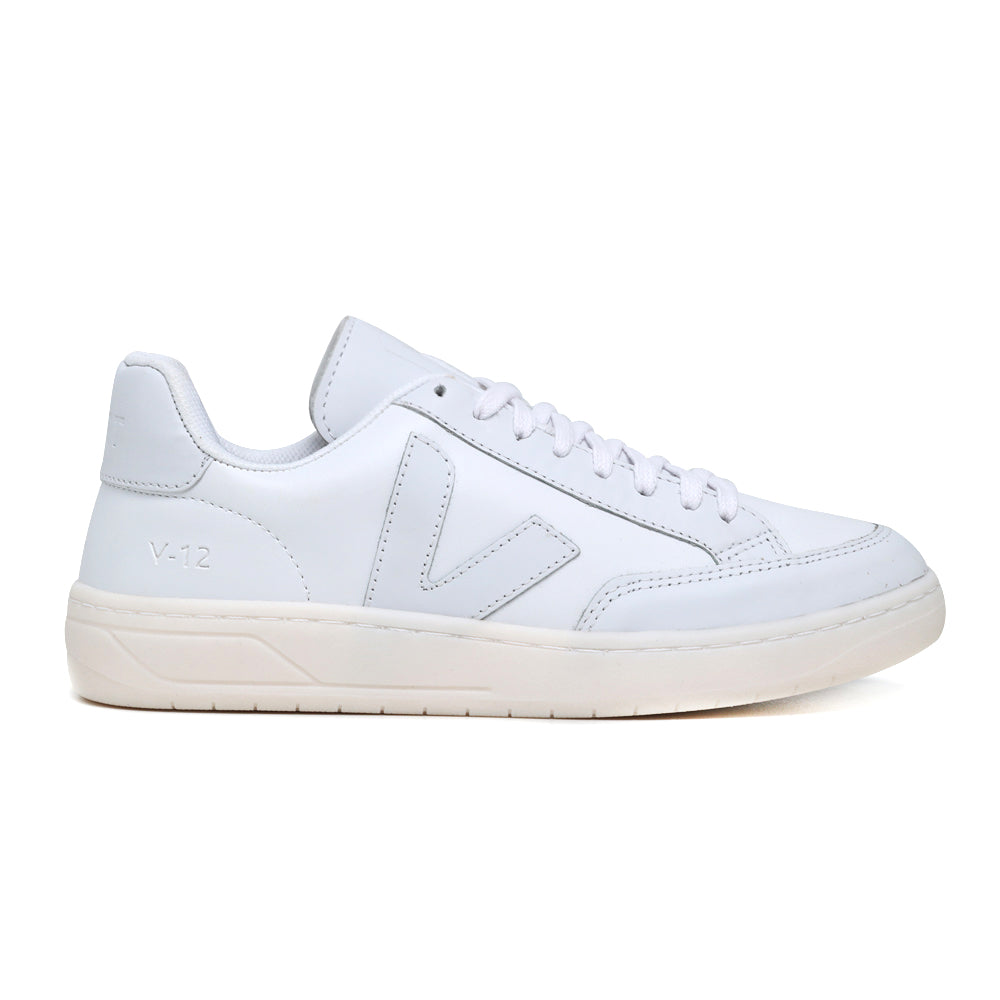 Compre 1 Leve 2 Pares V-12 Extra White e V-12 Black White